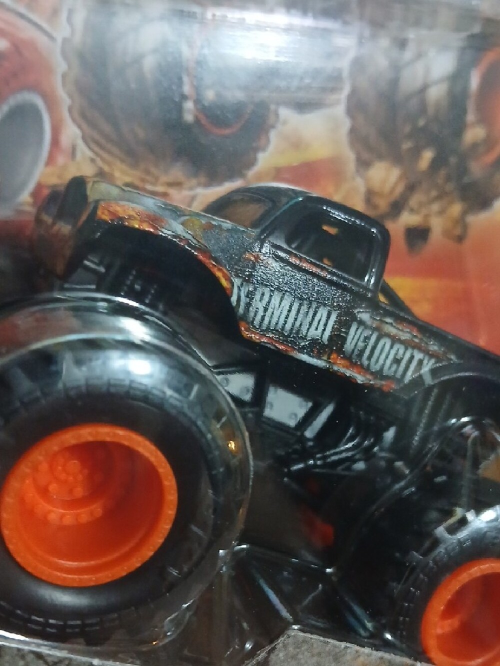 Monster Jam 2-Pack ThunderRoarus & Terminal Velocity Trucks - Red & Black - Picture 4 of 6
